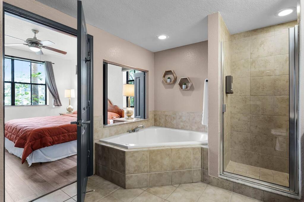 Designer Corner Suite 3Br/2Ba - Disney, Universal, Convention Center & Seaworld Orlando Luaran gambar