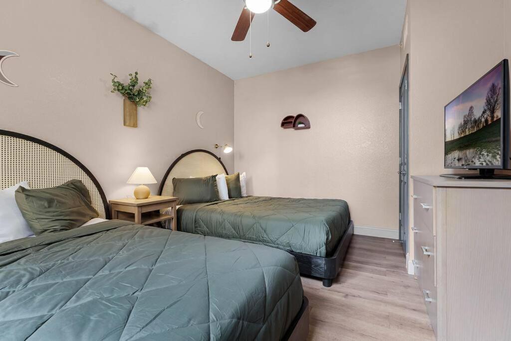 Designer Corner Suite 3Br/2Ba - Disney, Universal, Convention Center & Seaworld Orlando Luaran gambar