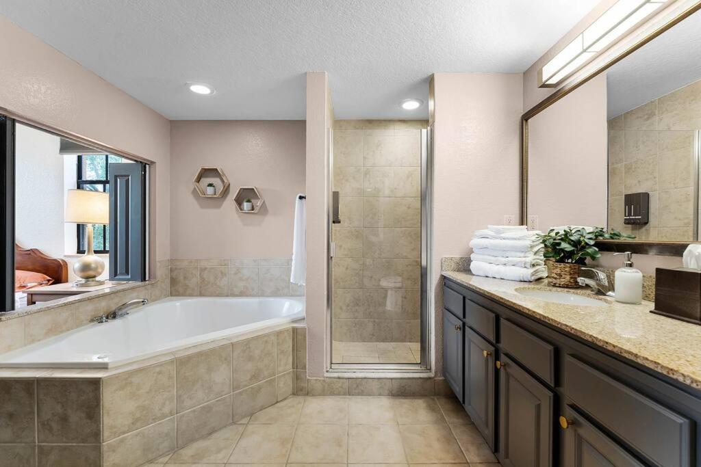 Designer Corner Suite 3Br/2Ba - Disney, Universal, Convention Center & Seaworld Orlando Luaran gambar